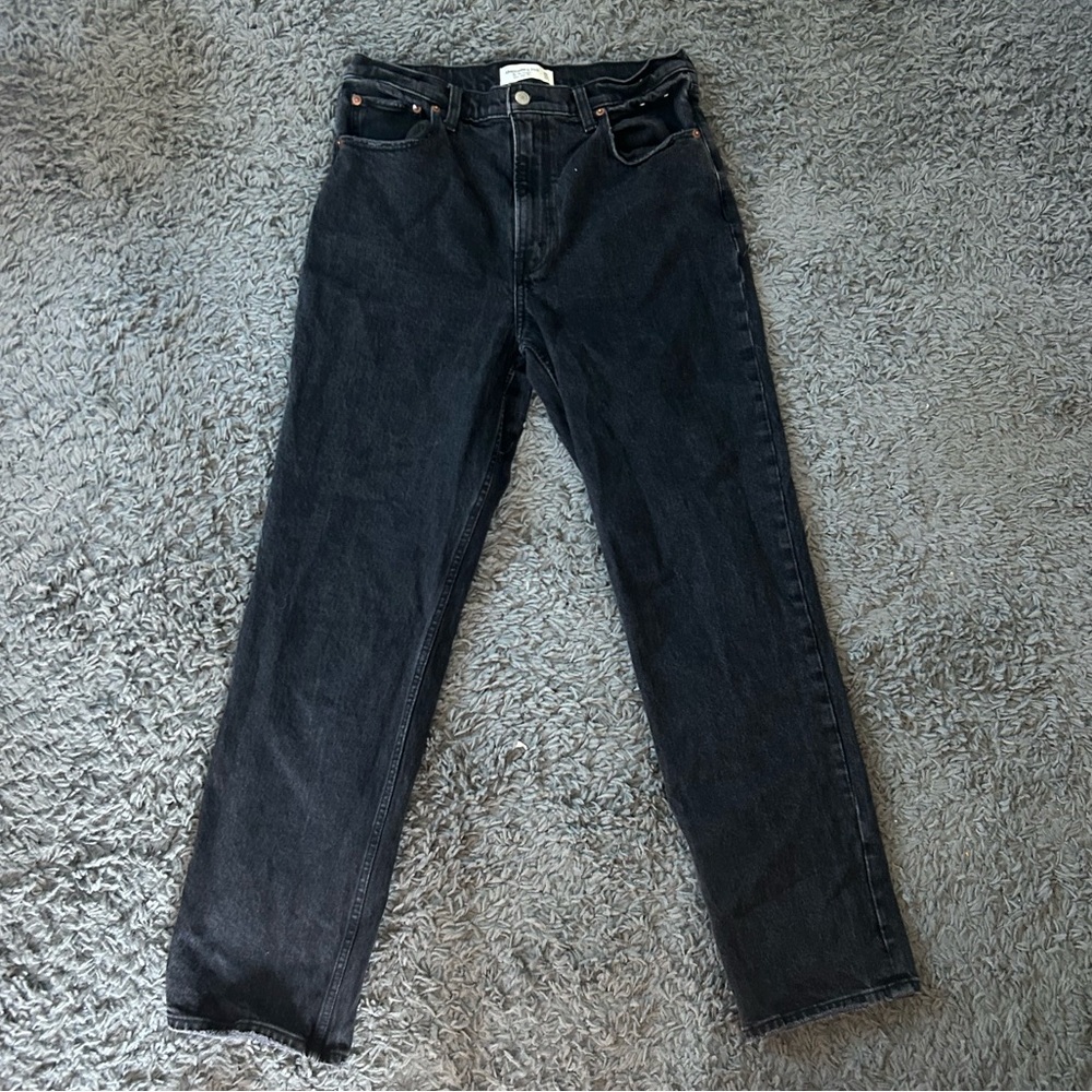 Abercrombie 90’s Straight Ultra High Rise Black Jeans